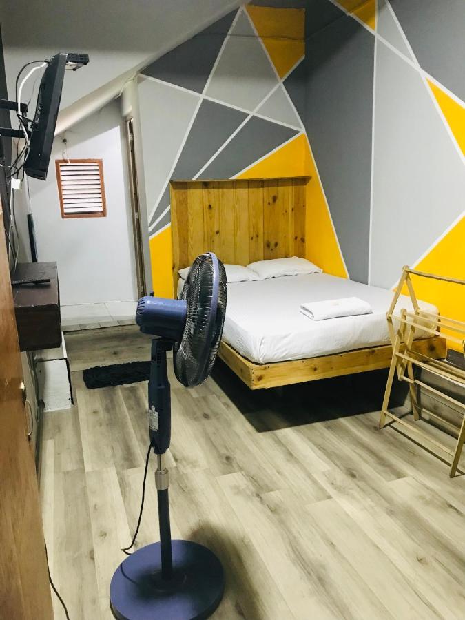 Alina Budget Hotel Kaduwela Buitenkant foto