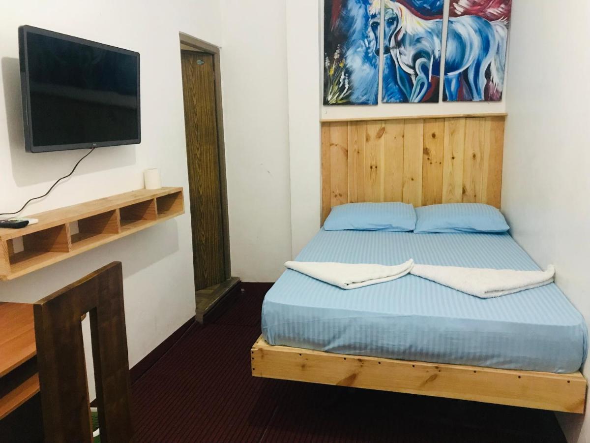 Alina Budget Hotel Kaduwela Buitenkant foto