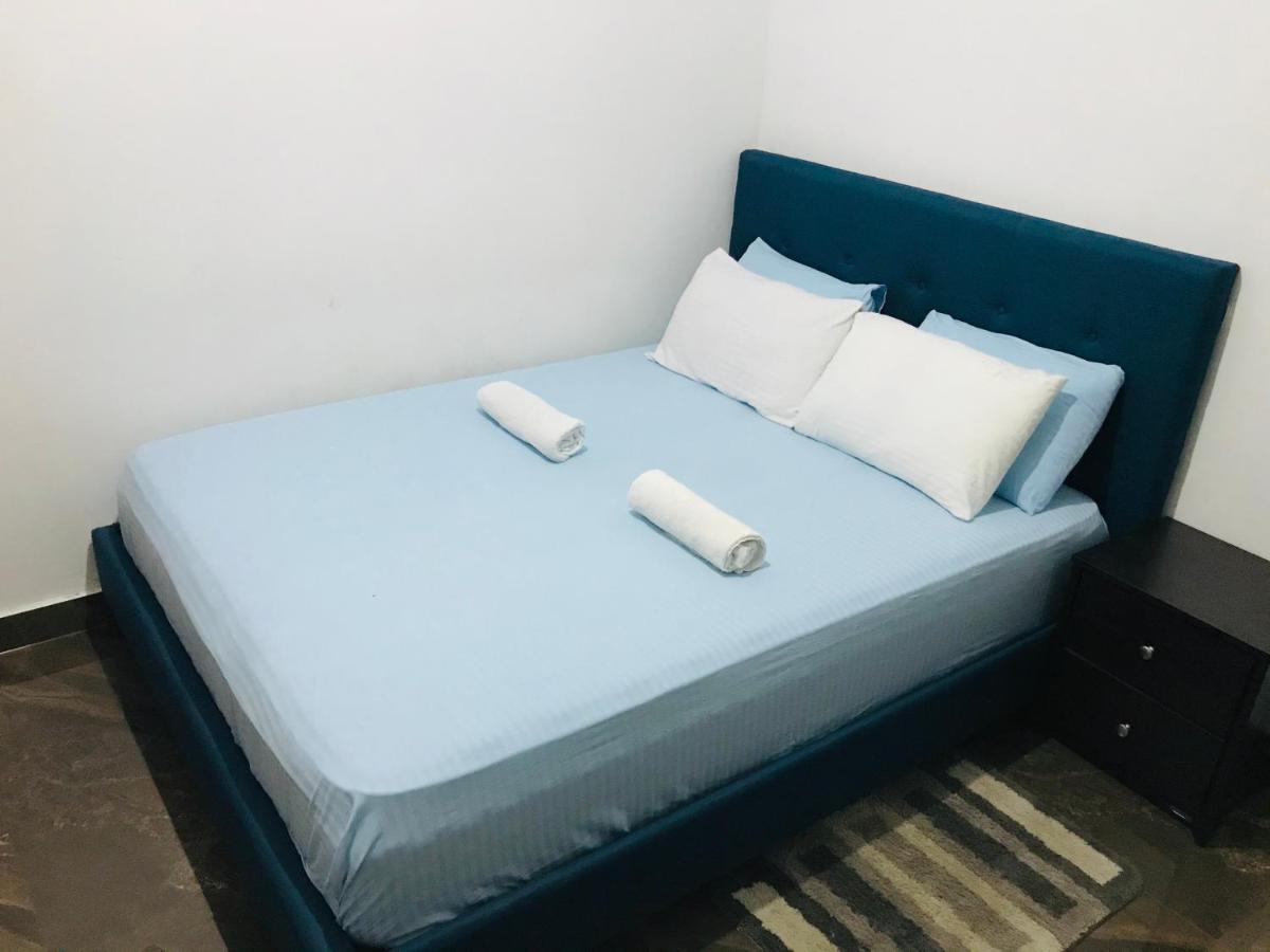 Alina Budget Hotel Kaduwela Buitenkant foto
