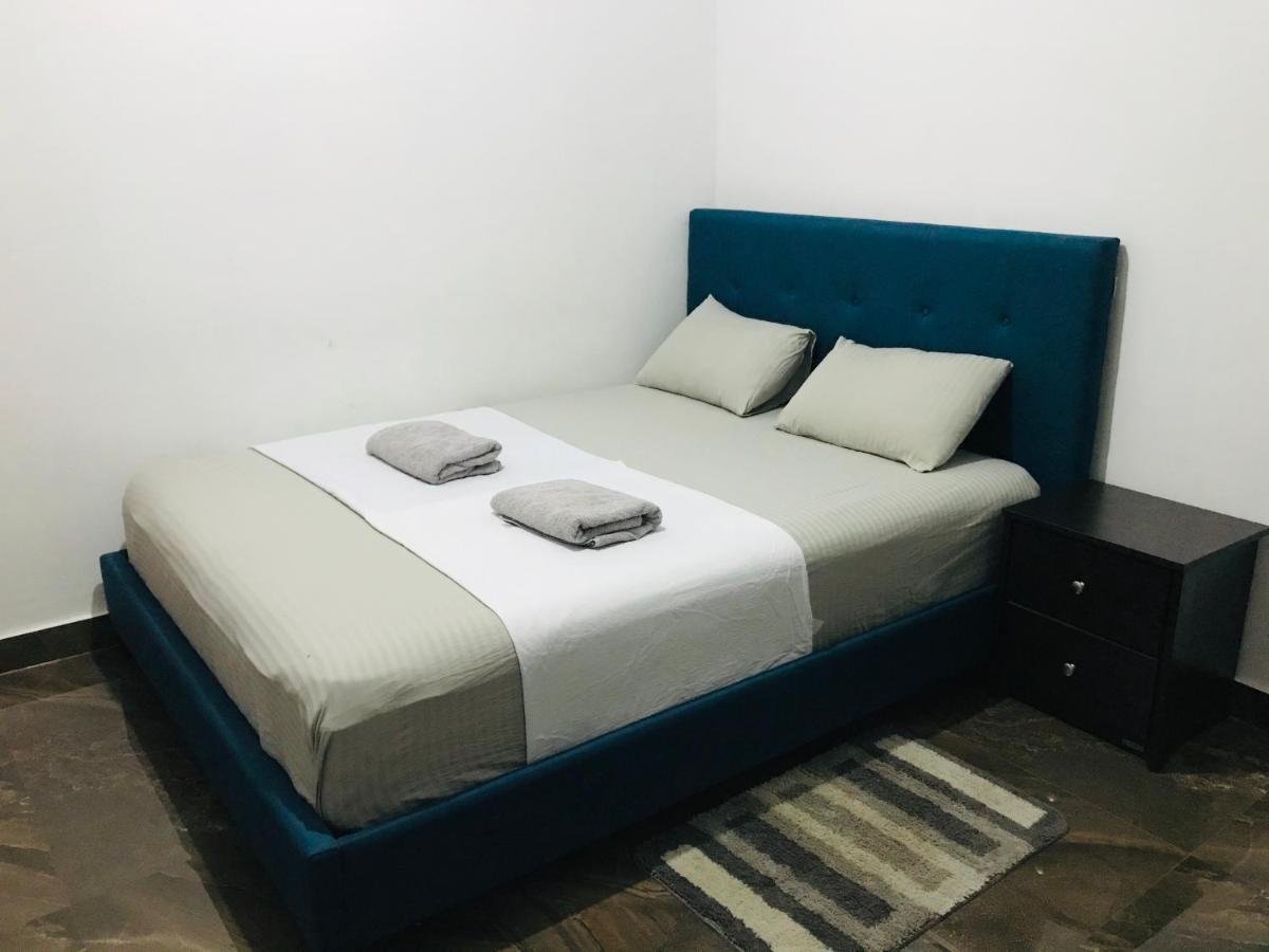 Alina Budget Hotel Kaduwela Buitenkant foto